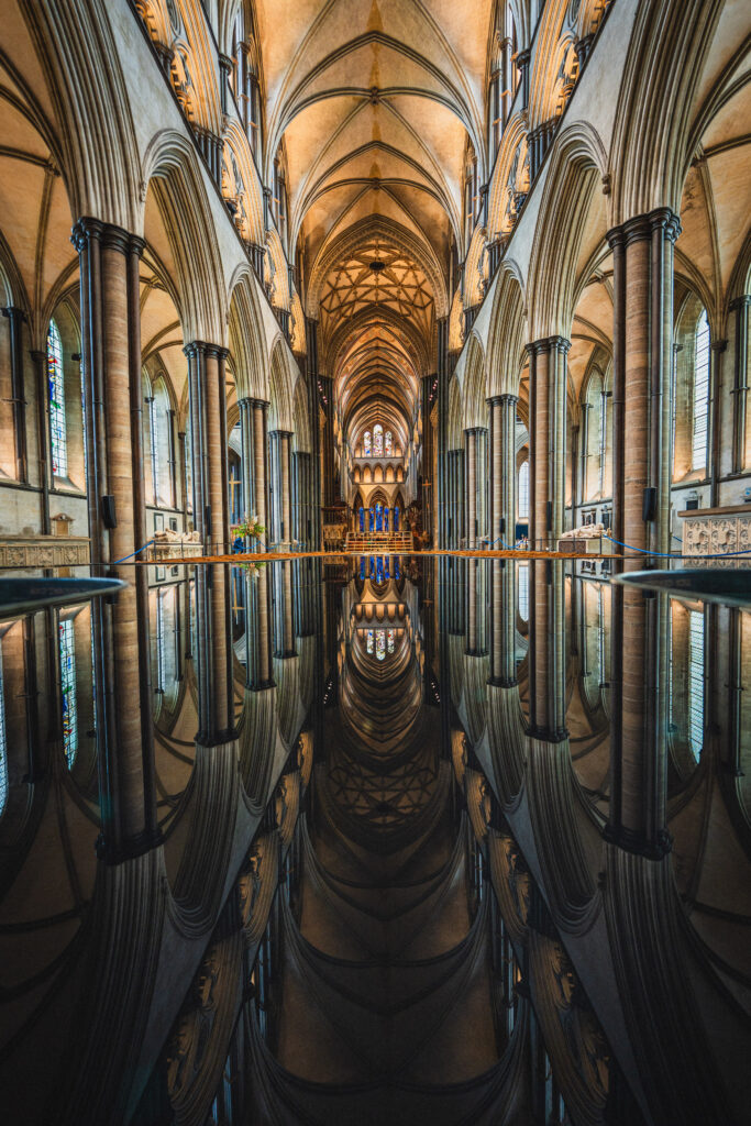 salisbury cathedral interior