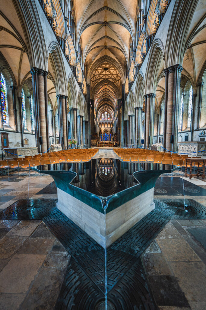 salisbury cathedral interior