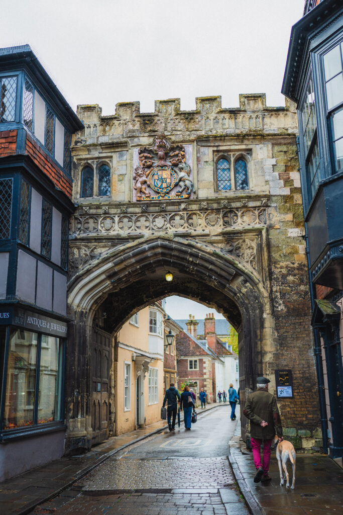 city gate salisbury
