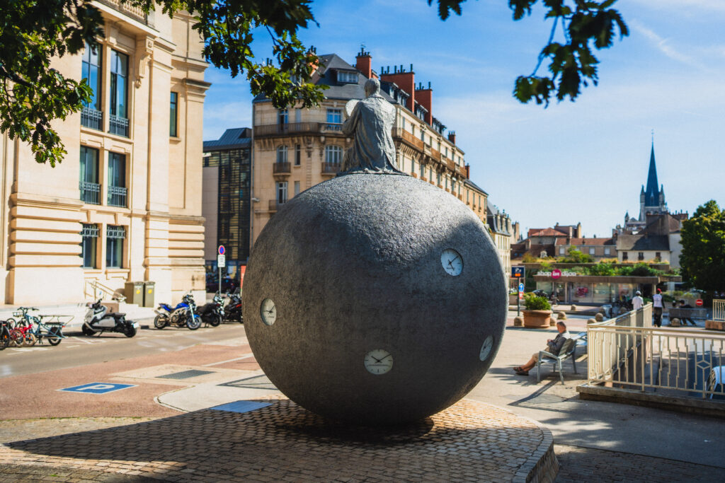 timekeeper statue dijon
