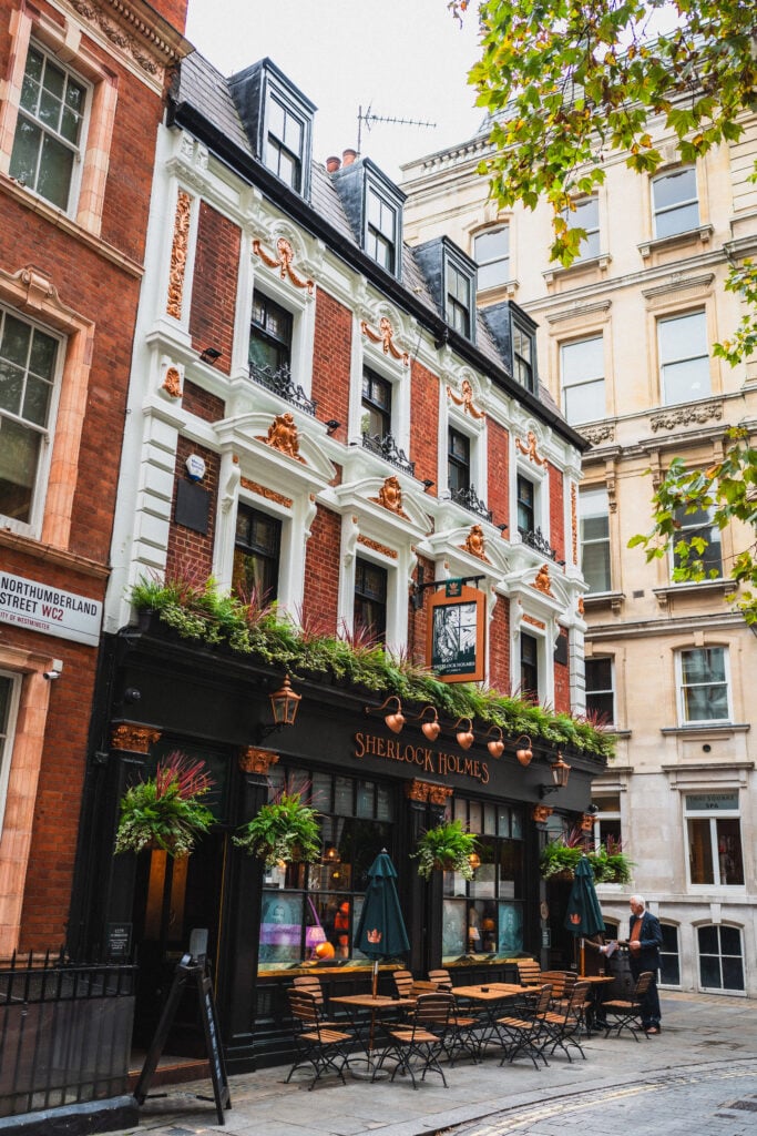 sherlock holmes pub