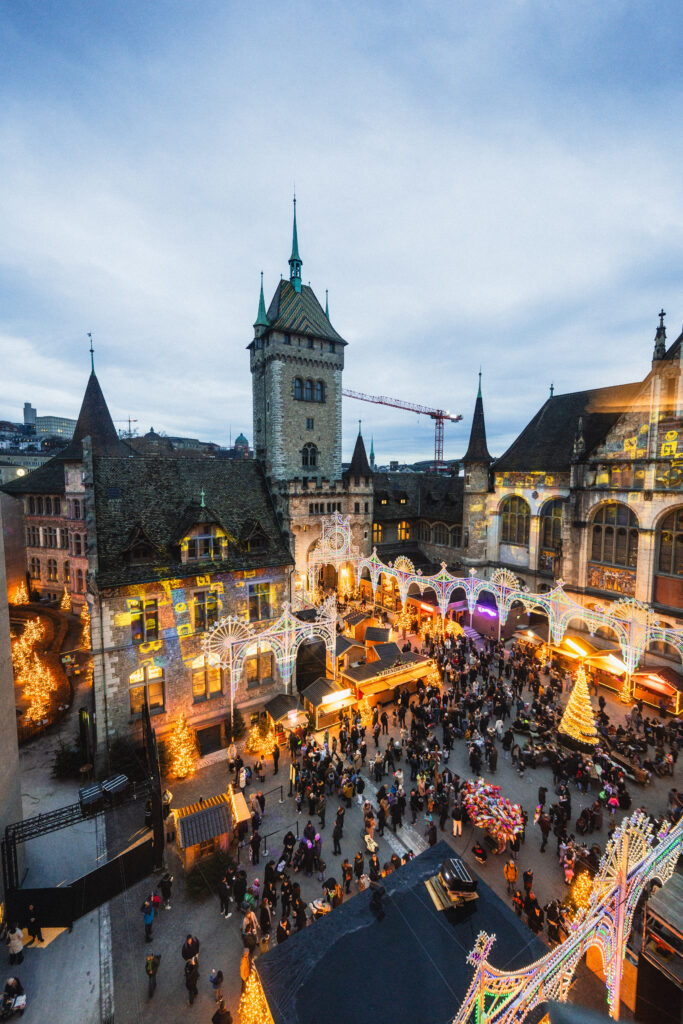 illuminarium christmas market