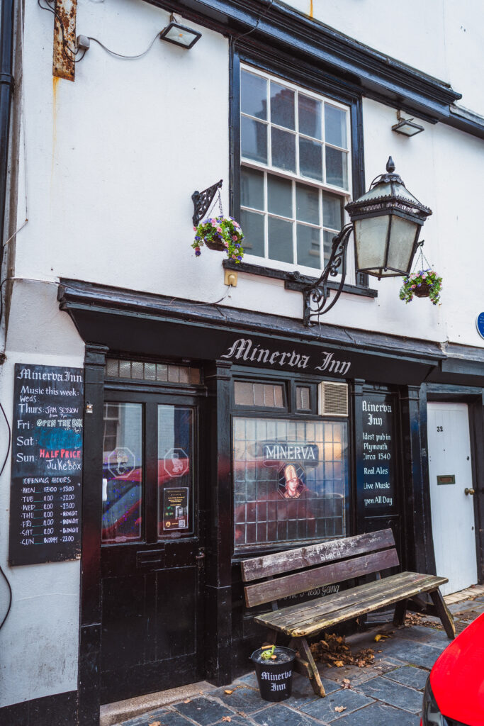 minerva inn plymouth