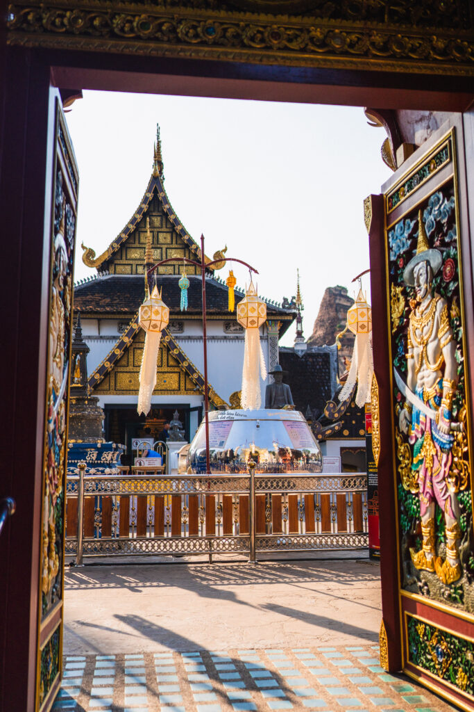 Wat Chedi Luang temple chiang mai thailand