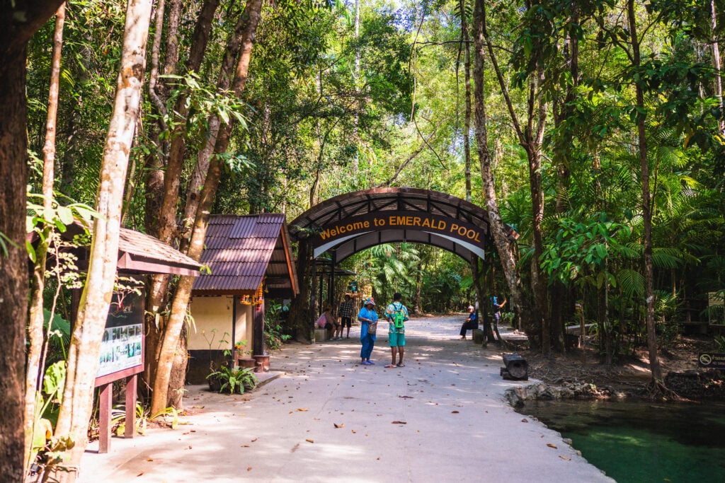 entrance to emerald pool