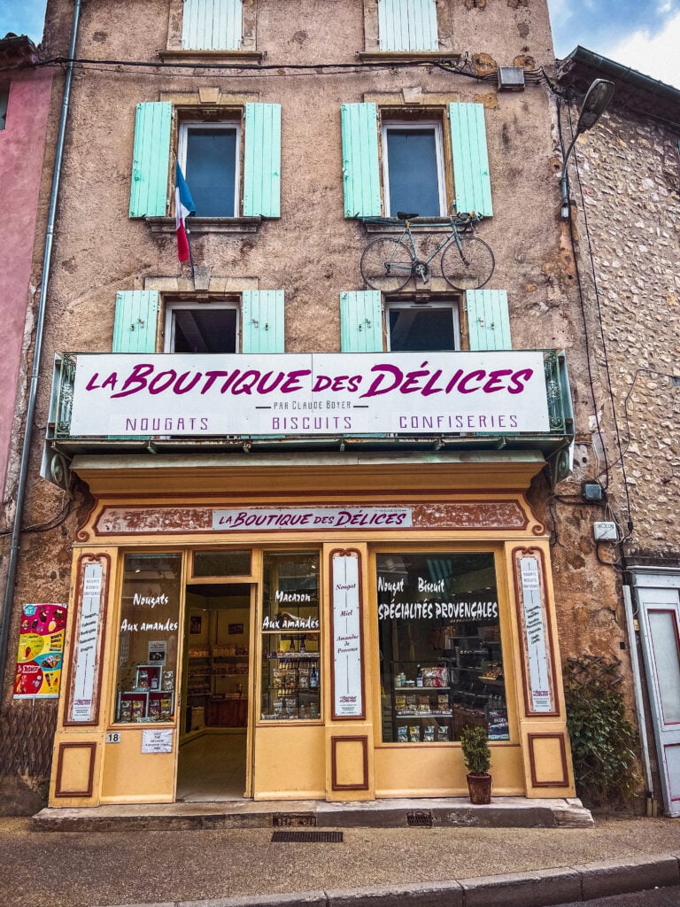 boutique in provence