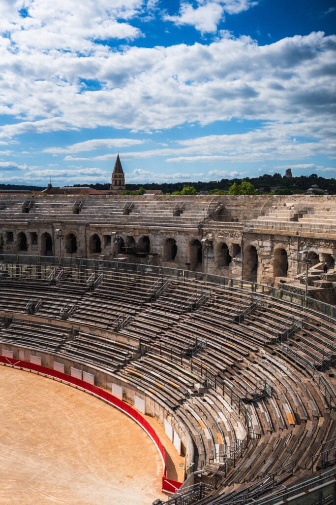 arena in the centre of nimes