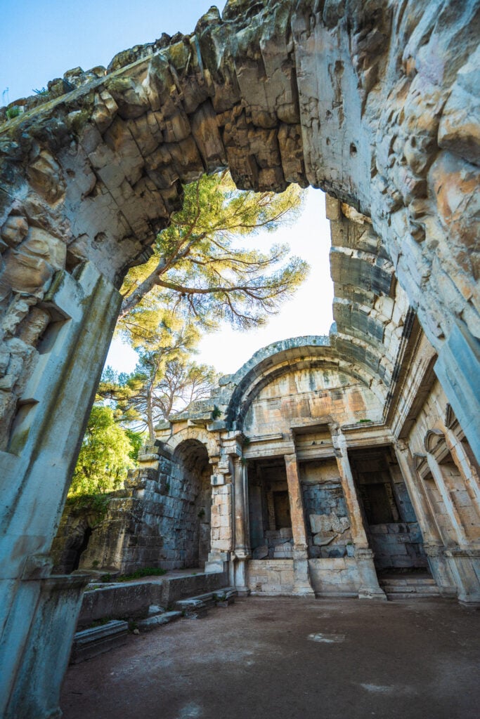 temple of diana nimes