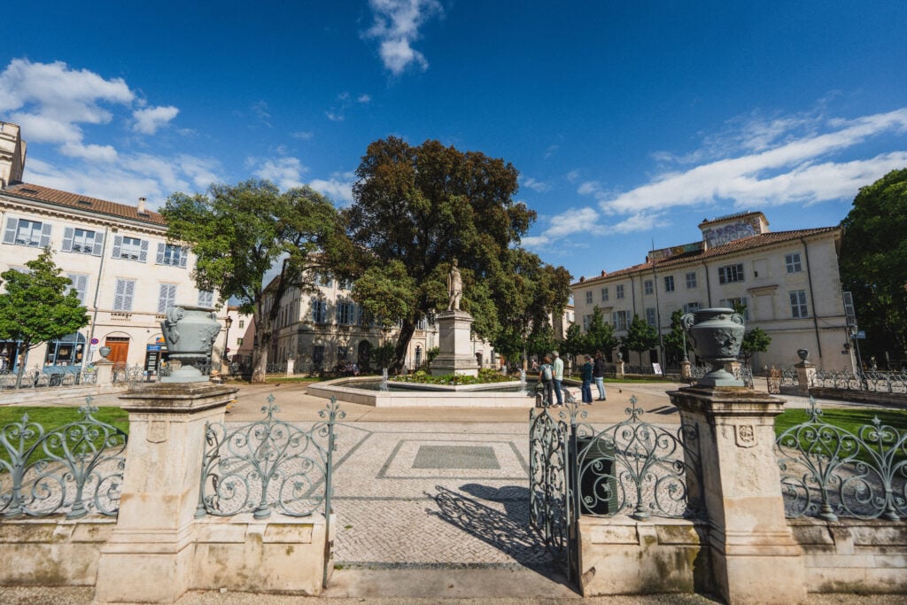 Square Antonin