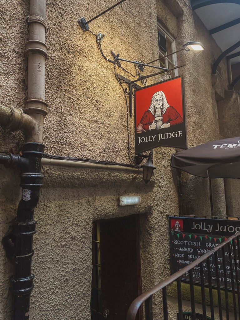 the Jolly Judge historic pubs edinburgh
