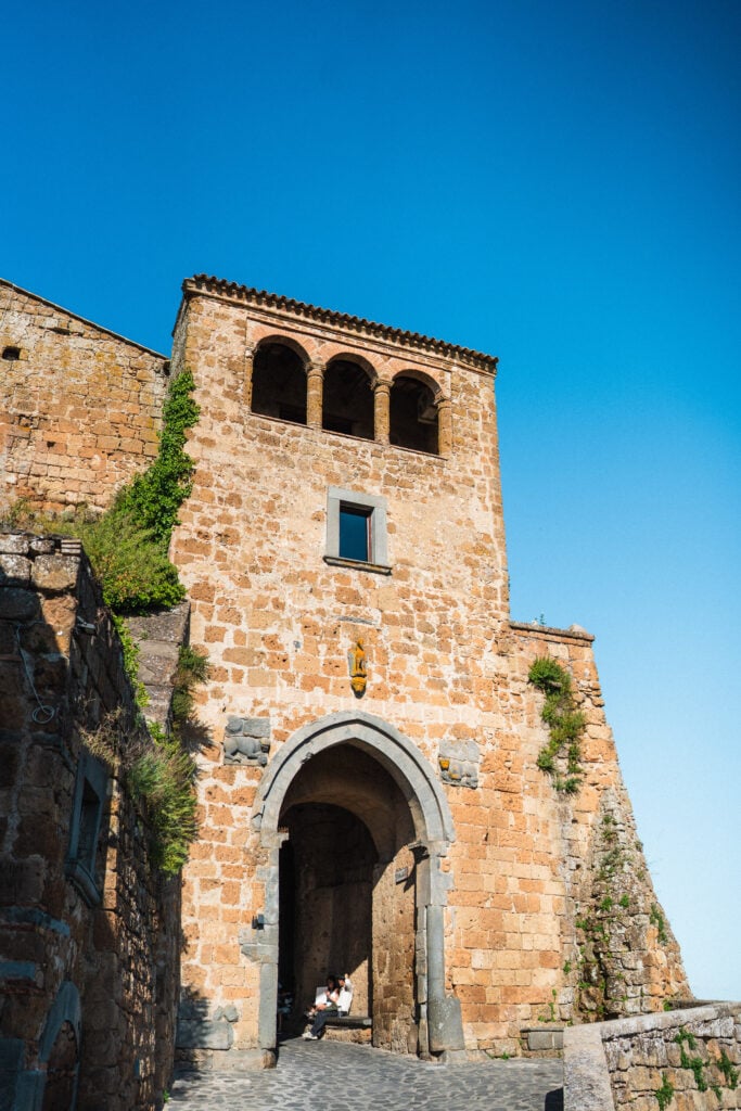 etruscan gate civita di bagnoreio