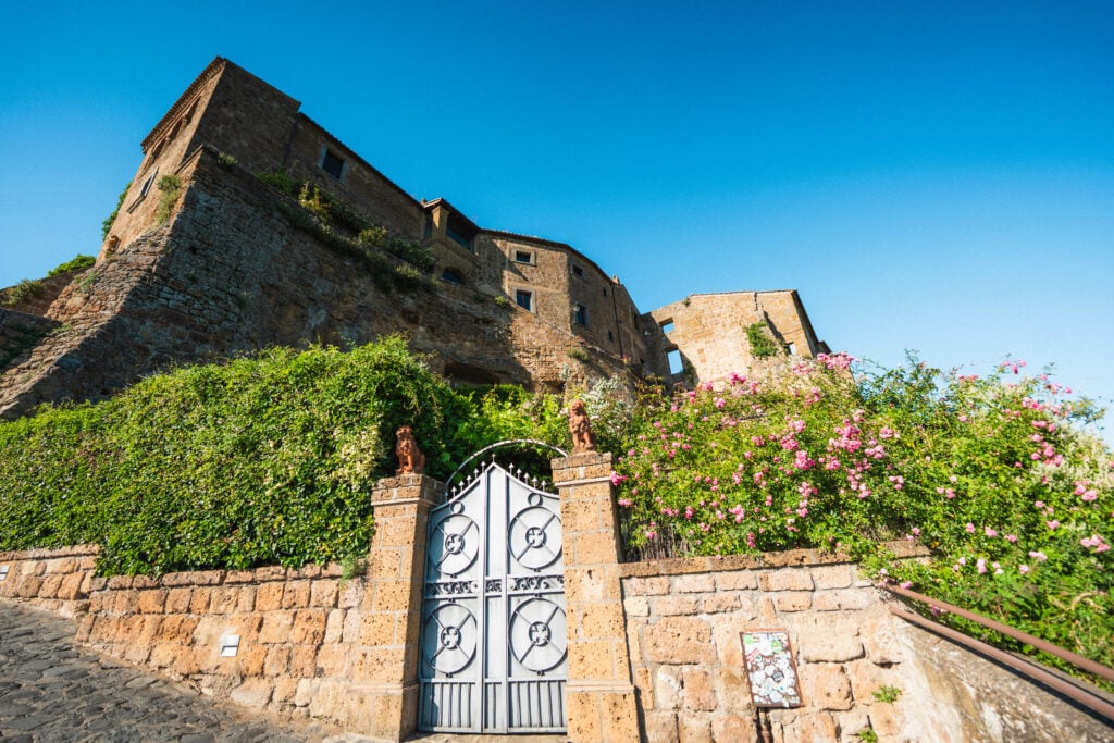 way leading to civita di bagnoregio