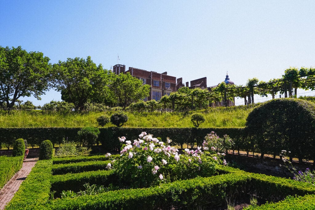 hatfield gardens