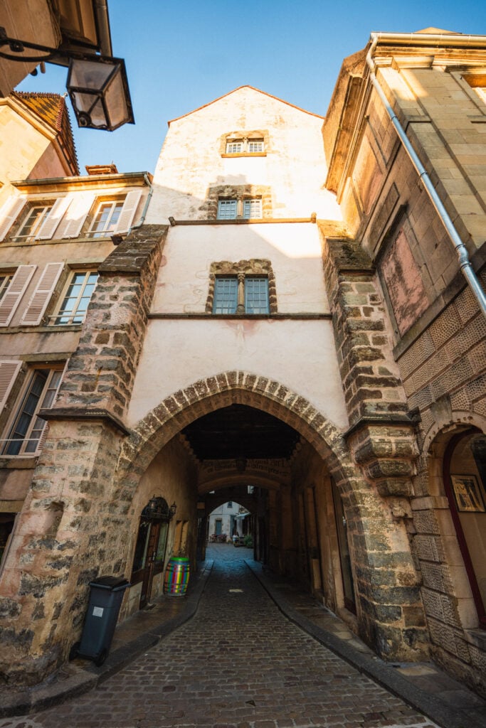 historic archway semur en auxois