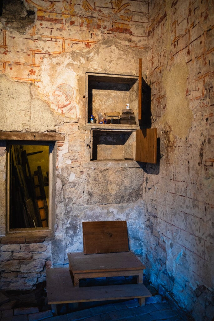 historic safe old house cluny