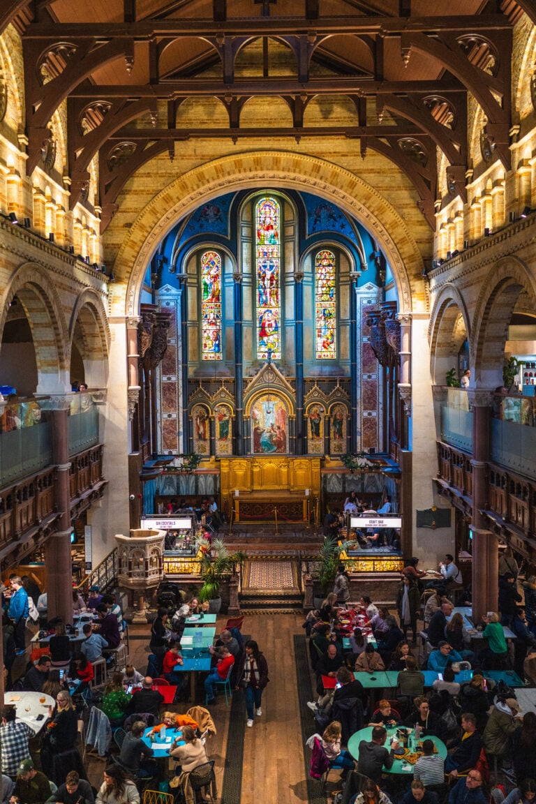 mercato mayfair main altar area