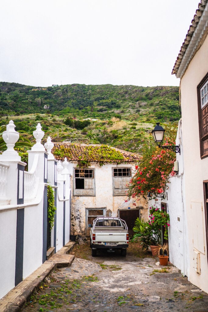 street in icod de los vinos