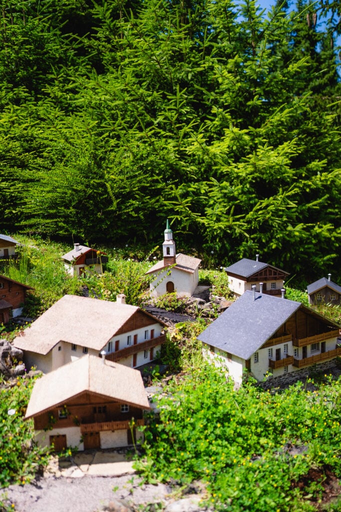 basque village france miniature