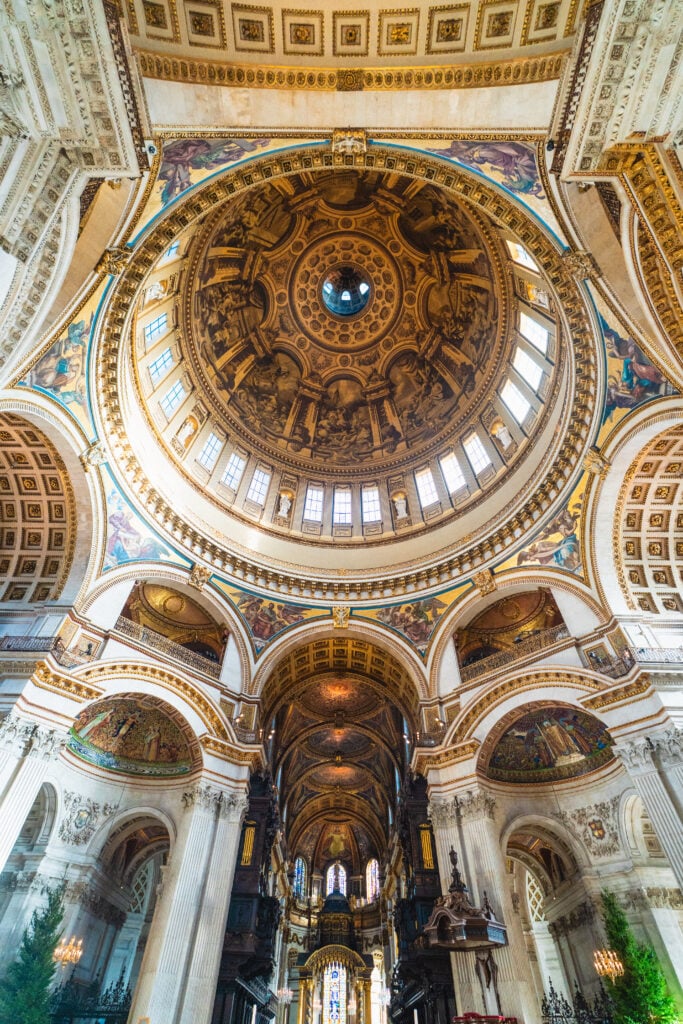 nave st paul's cathedral