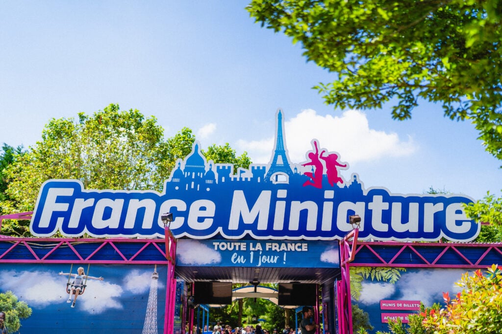 france miniature entrance