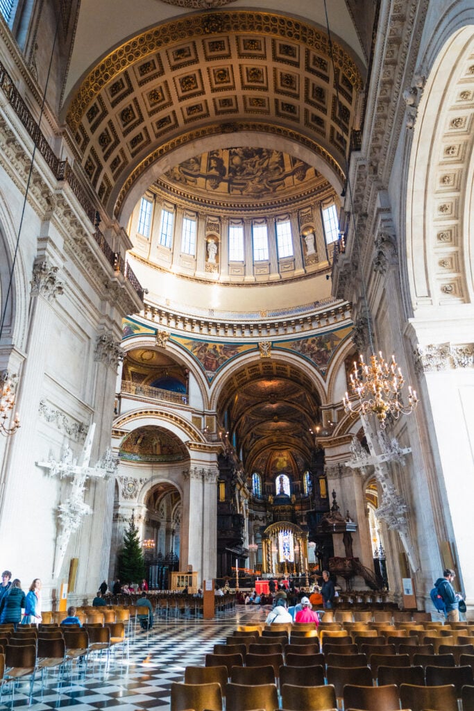 nave st paul's cathedral