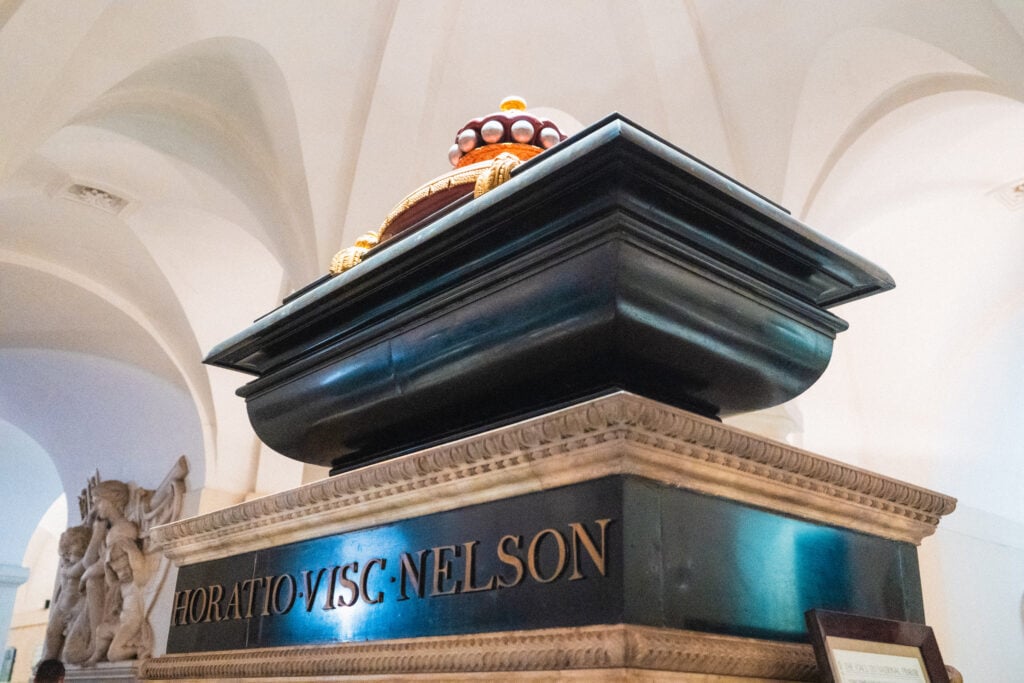 nelson's tomb st paul's cathedral
